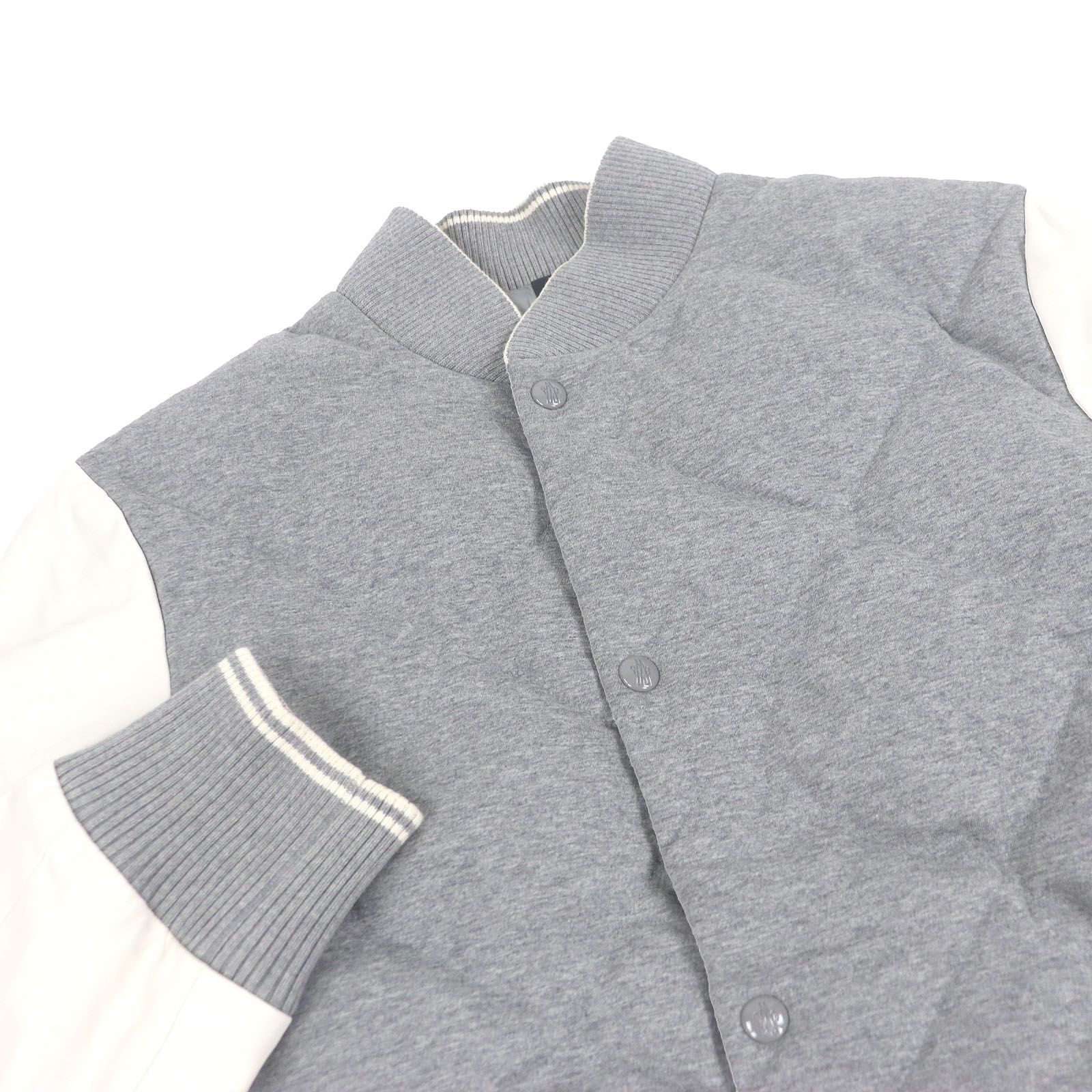 極美品✨ MONCLER モンクレール　ブルゾン　スタジャン　グレー　XL 極美品✨ MONCLER モンクレール ブルゾン スタジャン グレー XL 楽天