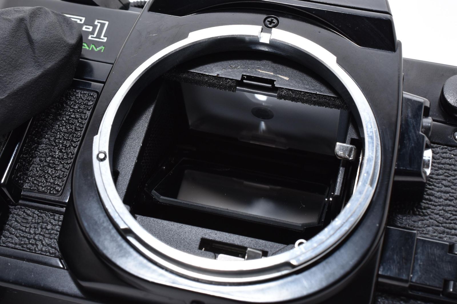 5798 【良品】 Canon Ae-1 Program Black Slr Film Camera モルト交換