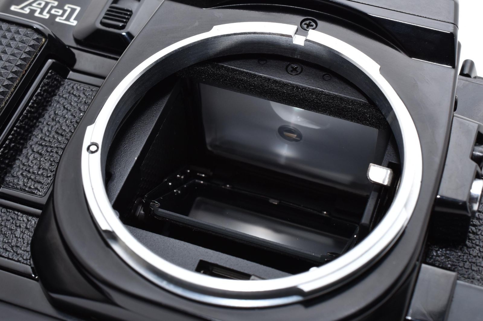 5744 【良品】 Canon A-1 Slr Film Camera モルト交換済 動作確認済