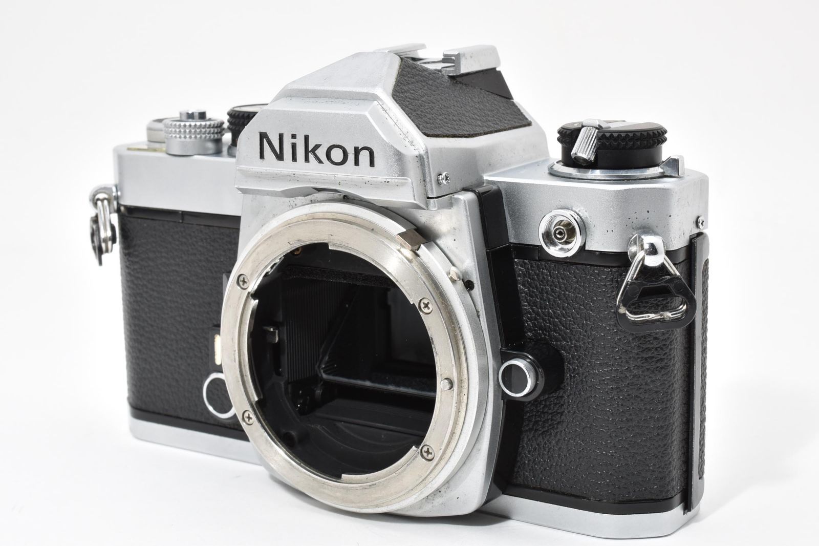 美品　NIKON ニコン FM10 フィルムカメラ　モルト新品交換済 M289 ニコン(Nikon) FM10 ボディの買取価格｜ナニワグループオンライン