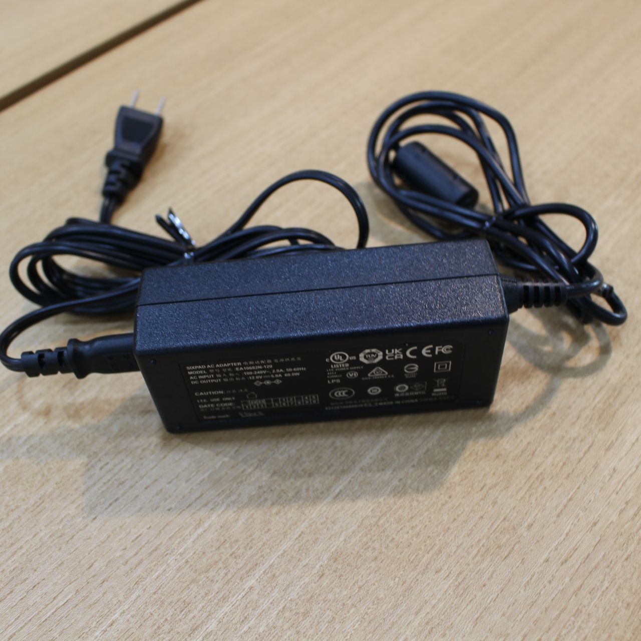 IS038)【美品/川崎から出品】SIXPAD The Bike エアロバイク フィットネスバイク IS038)【美品/川崎から出品】SIXPAD The Bike エアロバイク