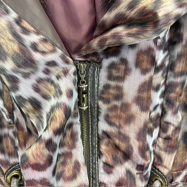 伊太利屋 ヒョウ柄 フーディ中綿コート リアルファー付き№1788996-1C