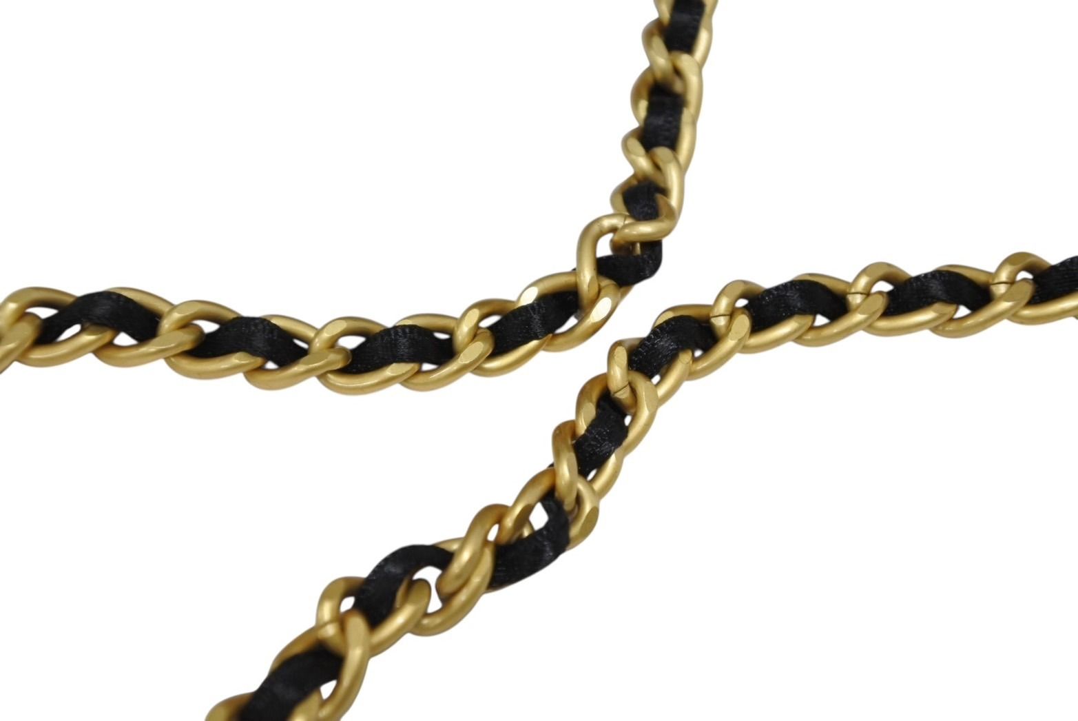 新品同様 CHANEL シャネル ハンドウォーマー アームウォーマー A17714