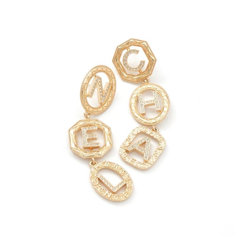 シャネル CHANEL ピアス ゴールド ココマーク ロゴ ラインストーン 