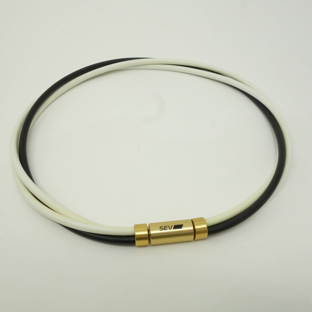 SEV Looper ネックレス ホワイト/ブラック SEV LOOPER セブ ルーパー タイプ3G ネックレス 48cm ホワイト