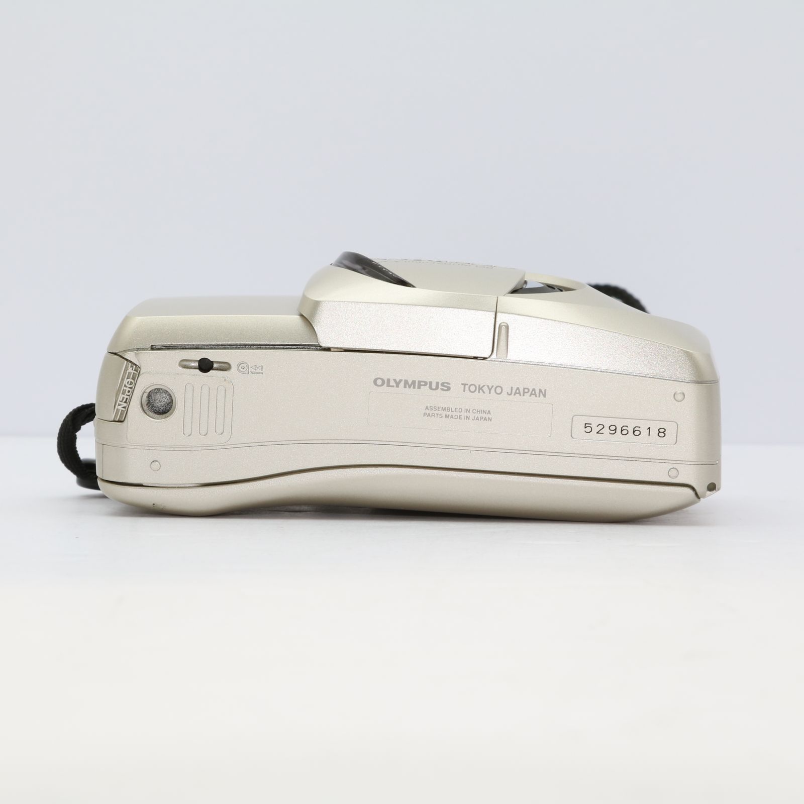 完動品】OLYMPUS μ ZOOM 130 フィルムカメラ 動作確認済み - メルカリ