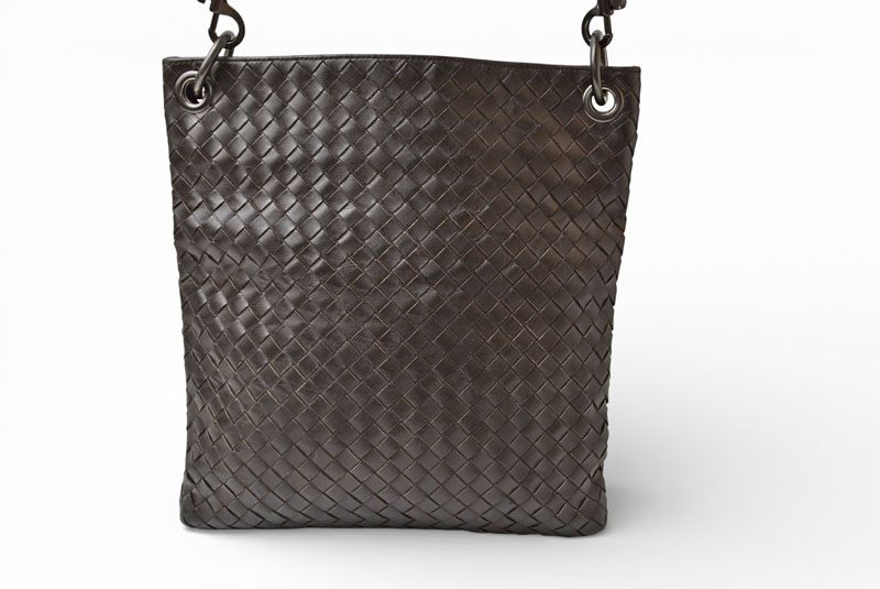 ボッテガヴェネタ ショルダーバッグ/メッセンジャーバッグ BOTTEGA VENETA クロスボディ イントレチャートVN ダークブラウン 172726【中古】 BOTTEGA VENETA】ボッテガヴェネタ『イントレチャート ウェビング