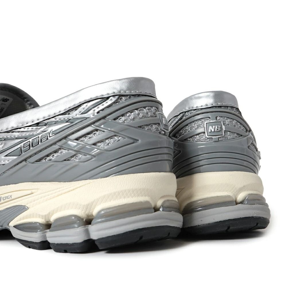 NEW BALANCE ニューバランス 1906 ローファー スニーカー U1906LAE