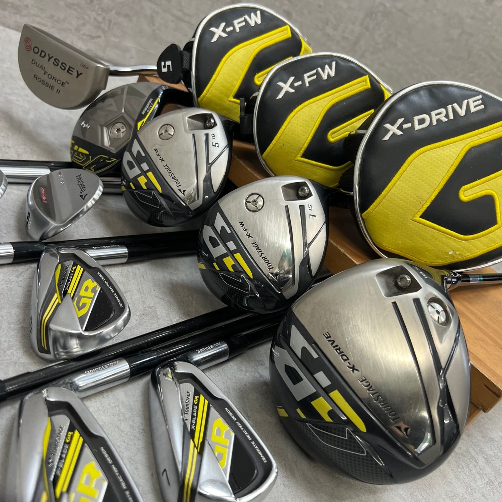 ブリヂストン ツアーステージ メンズゴルフ クラブセット 13本 右利き