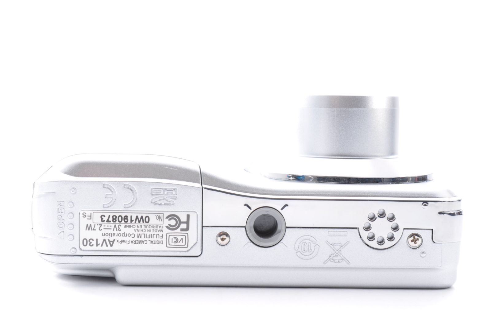 FUJIFILM FinePix AV130 シルバー コンパクトデジタルカメラ 富士