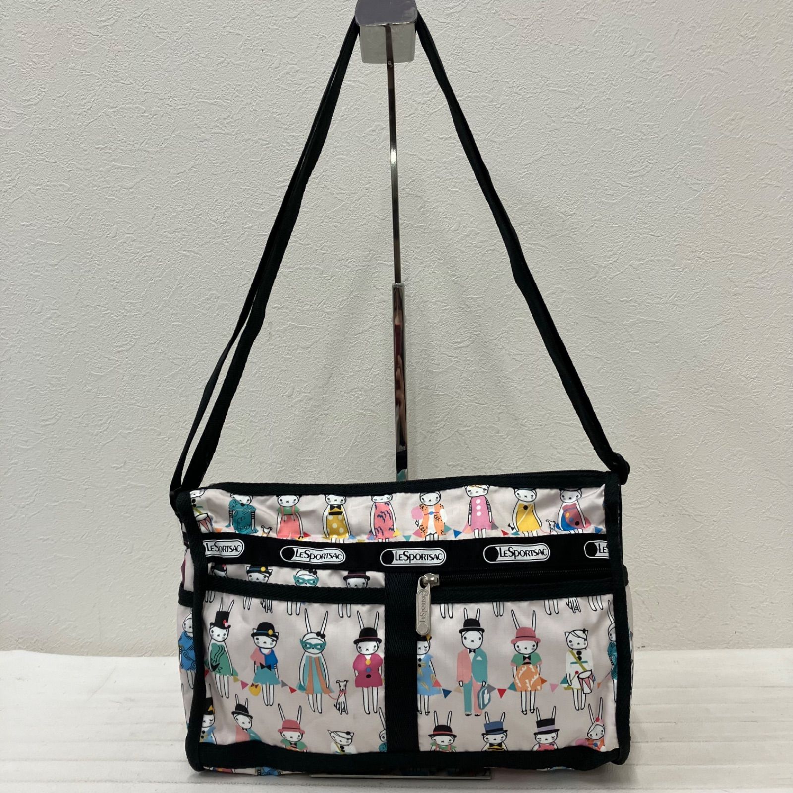 8157 LeSportsac レスポートサック ショルダーバッグ 小さめ ミニ 