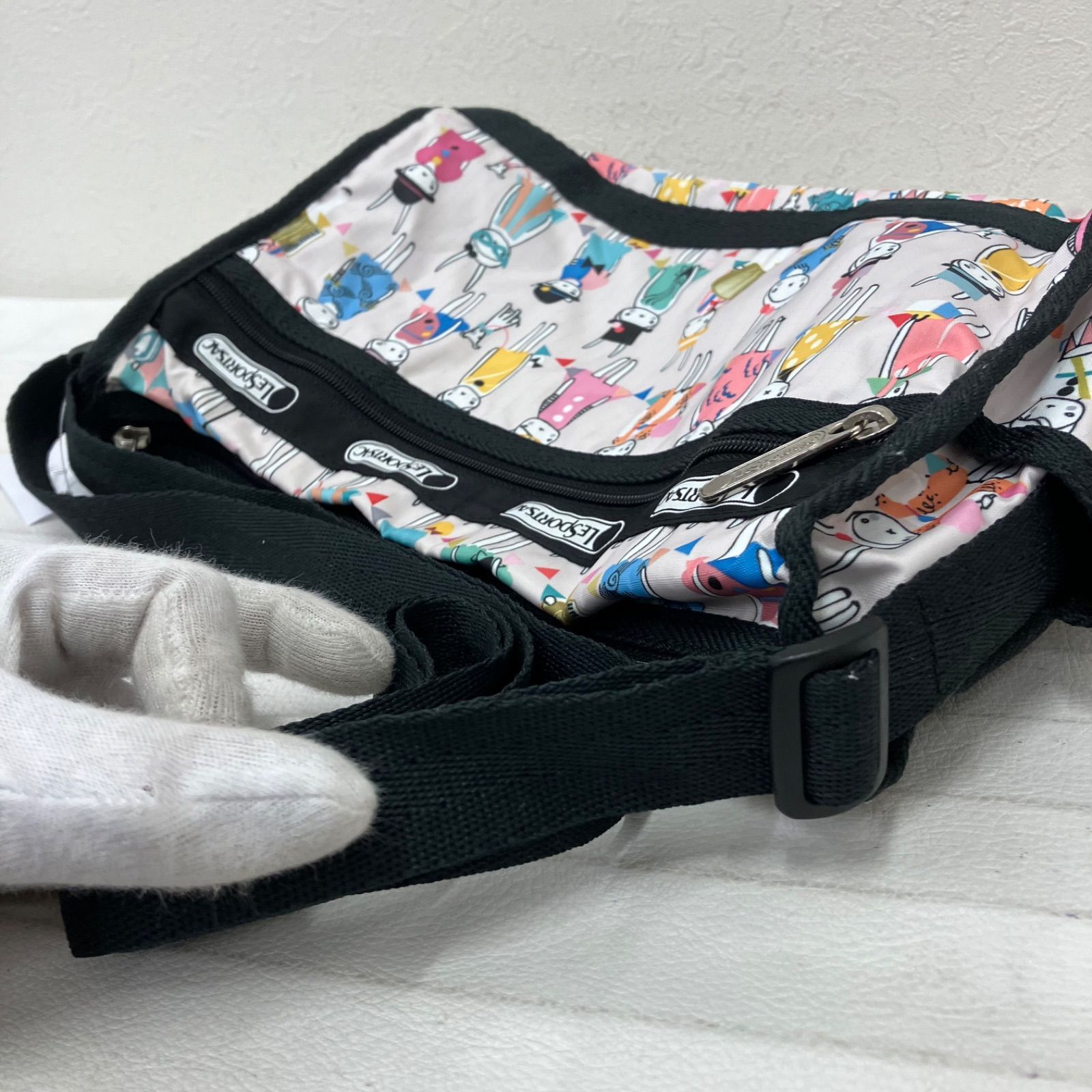 8157 LeSportsac レスポートサック ショルダーバッグ 小さめ ミニ 
