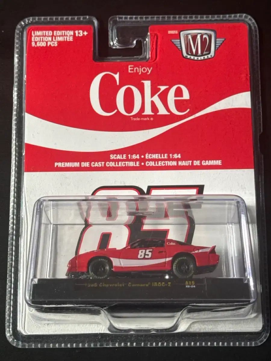 M2マシーン　シボレー　カマロ　IROC-Z グッドイヤー1/64　新品未開封 1:64 M2 コカコーラ 85 シボレー カマロ IROC-Z - メルカリ