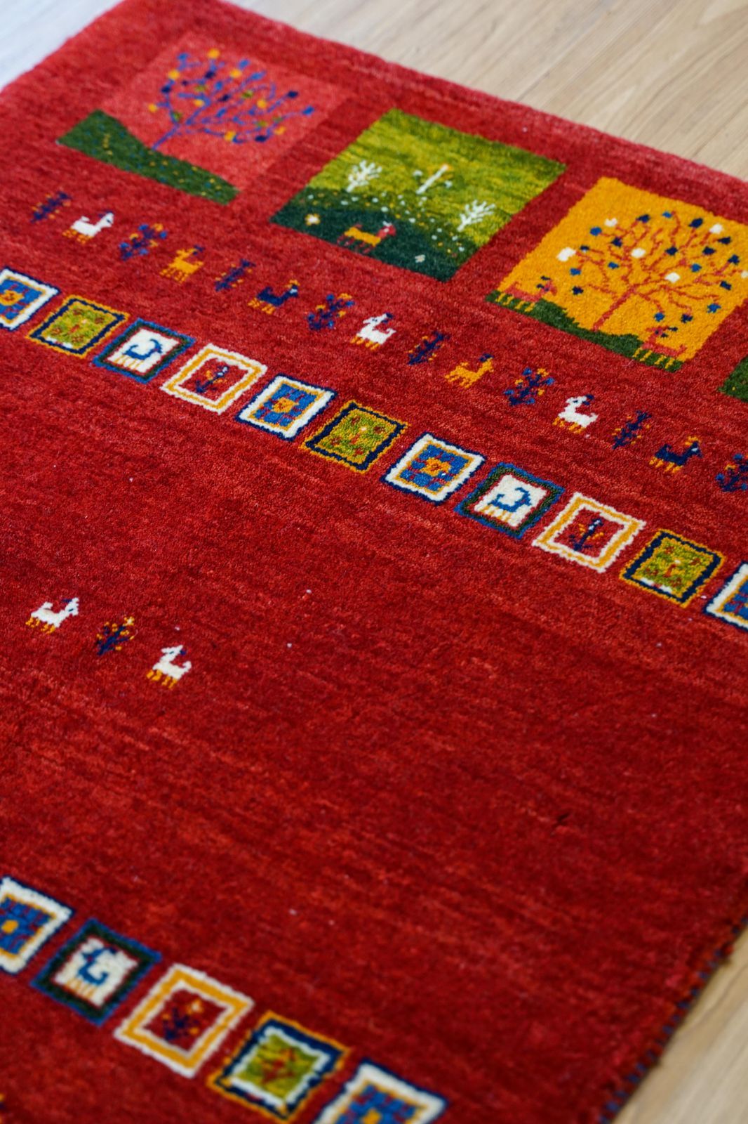 ペルシャ絨毯 カシュクリ ギャッベ リズバフトギヤべ 125×85cm - メルカリ