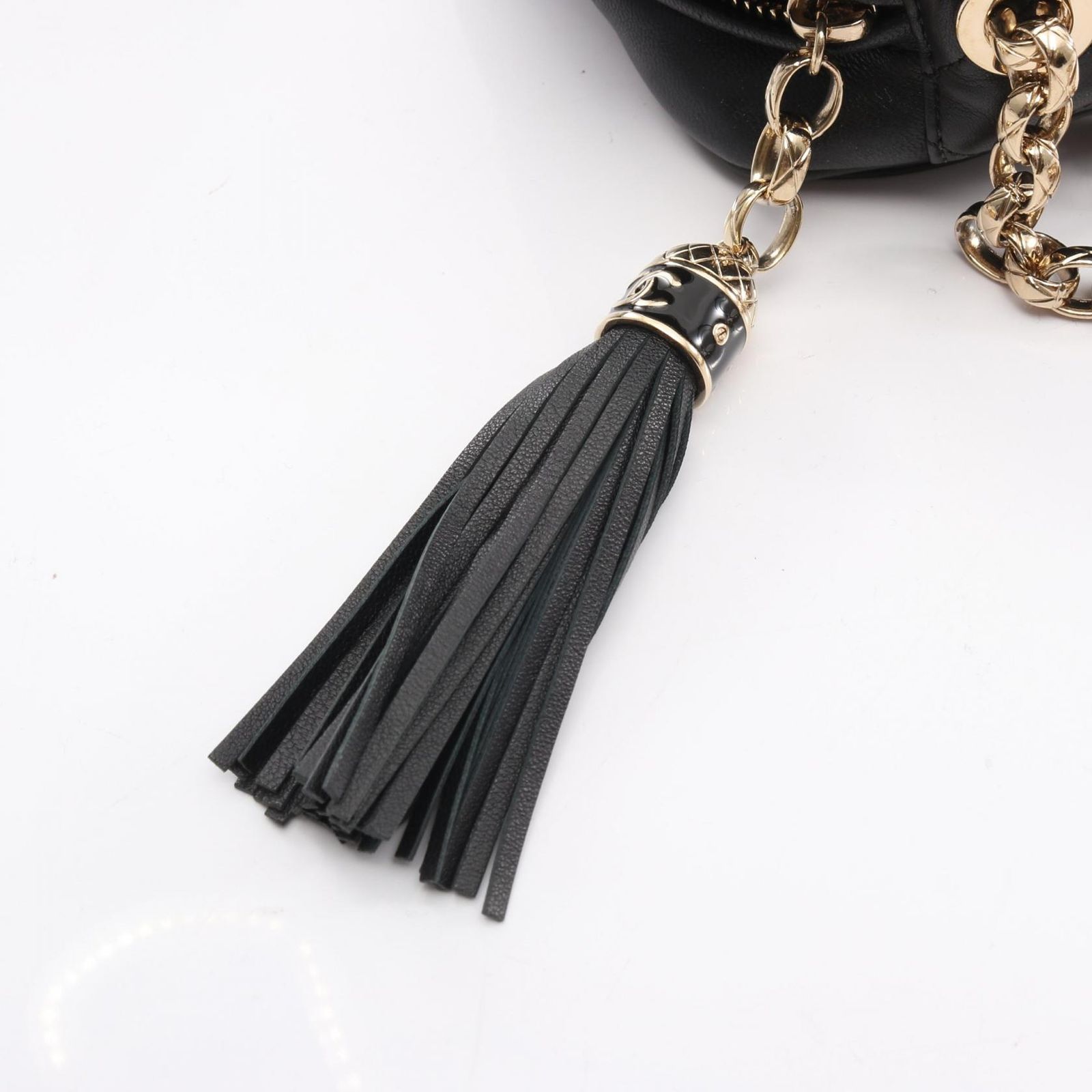 シャネル CHANEL ショルダーバッグ ダイアナフラップ マトラッセ