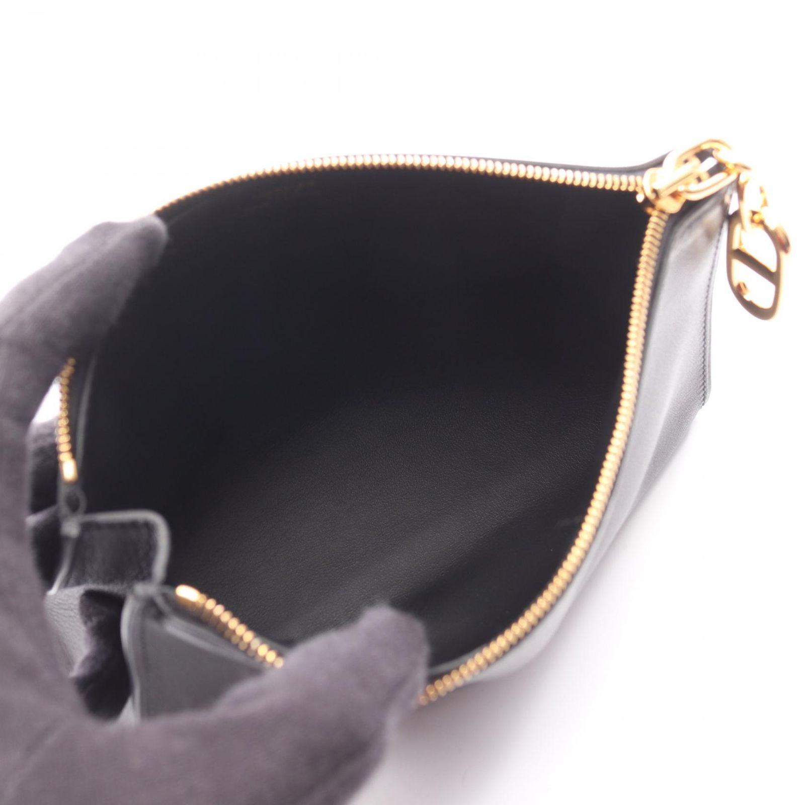 HERMES エルメス　ポーチ　ジップアンゴー　PM シェーヌダンクル　ブラック ポーチ 《ジップアンゴー》 PM シェーヌ・ダンクル | Hermès