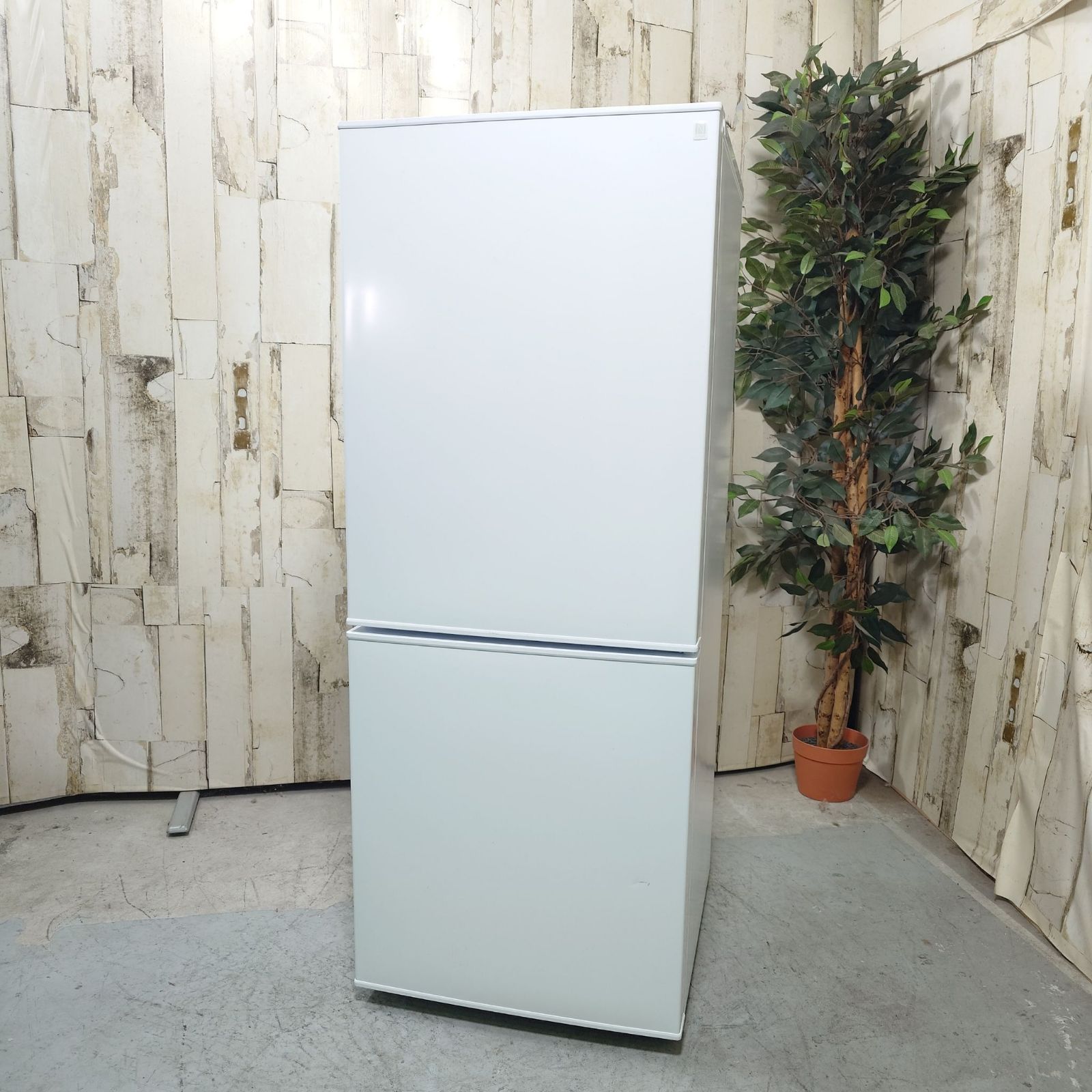 NTR-140WH ニトリ 冷蔵庫 140L 2024年製 美品 2024年製】NITORI ニトリ NTR-140WH ノンフロン冷凍冷蔵庫 140L 2ドア