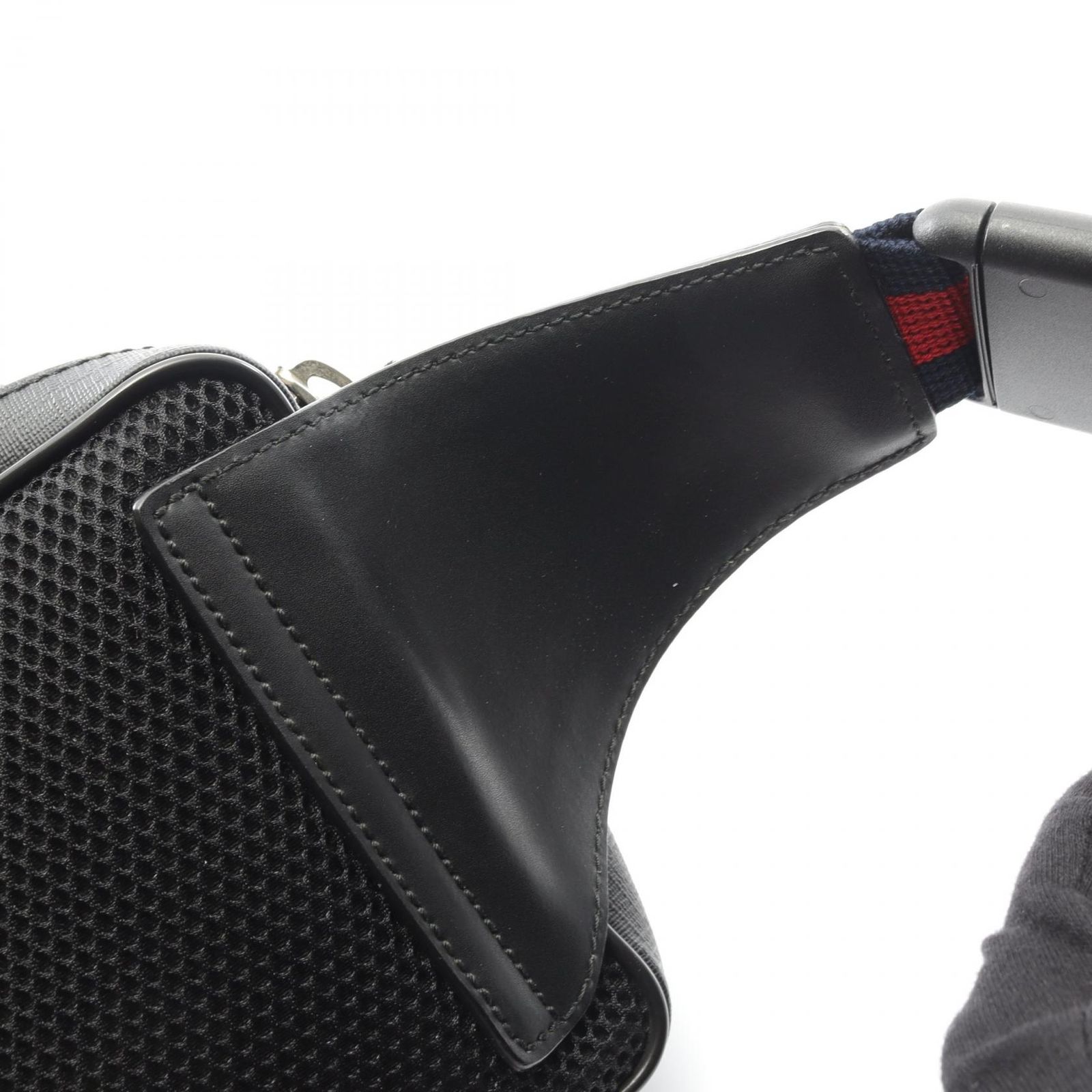 ⭐︎美品⭐︎グッチ ウエストバッグ GG シマ シェリーライン レザー ブラック ✨極美品✨グッチ ウエストバッグ GG シマ シェリーライン レザー