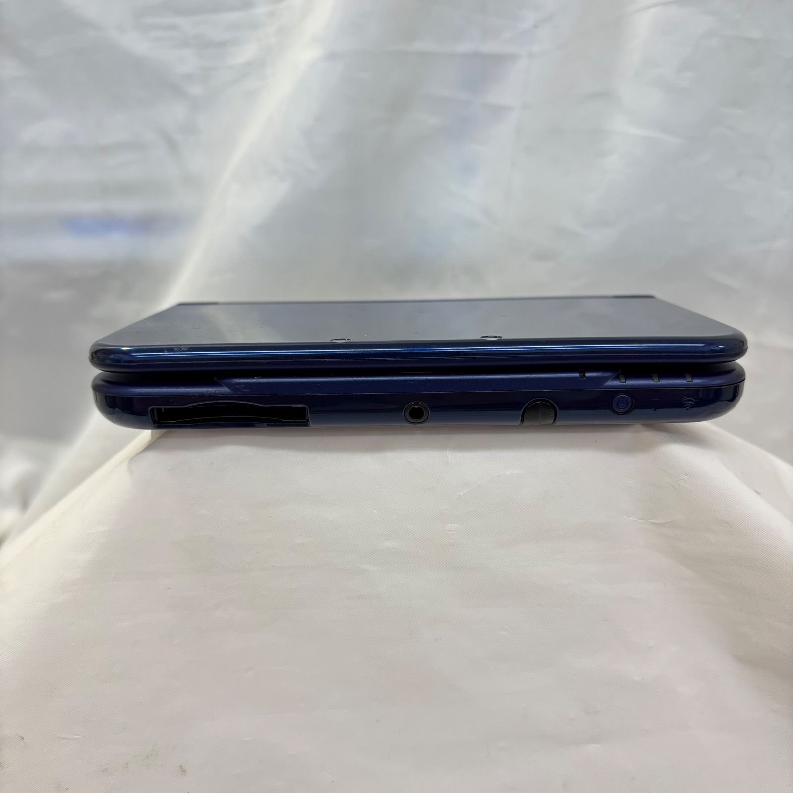 メタリックブルー