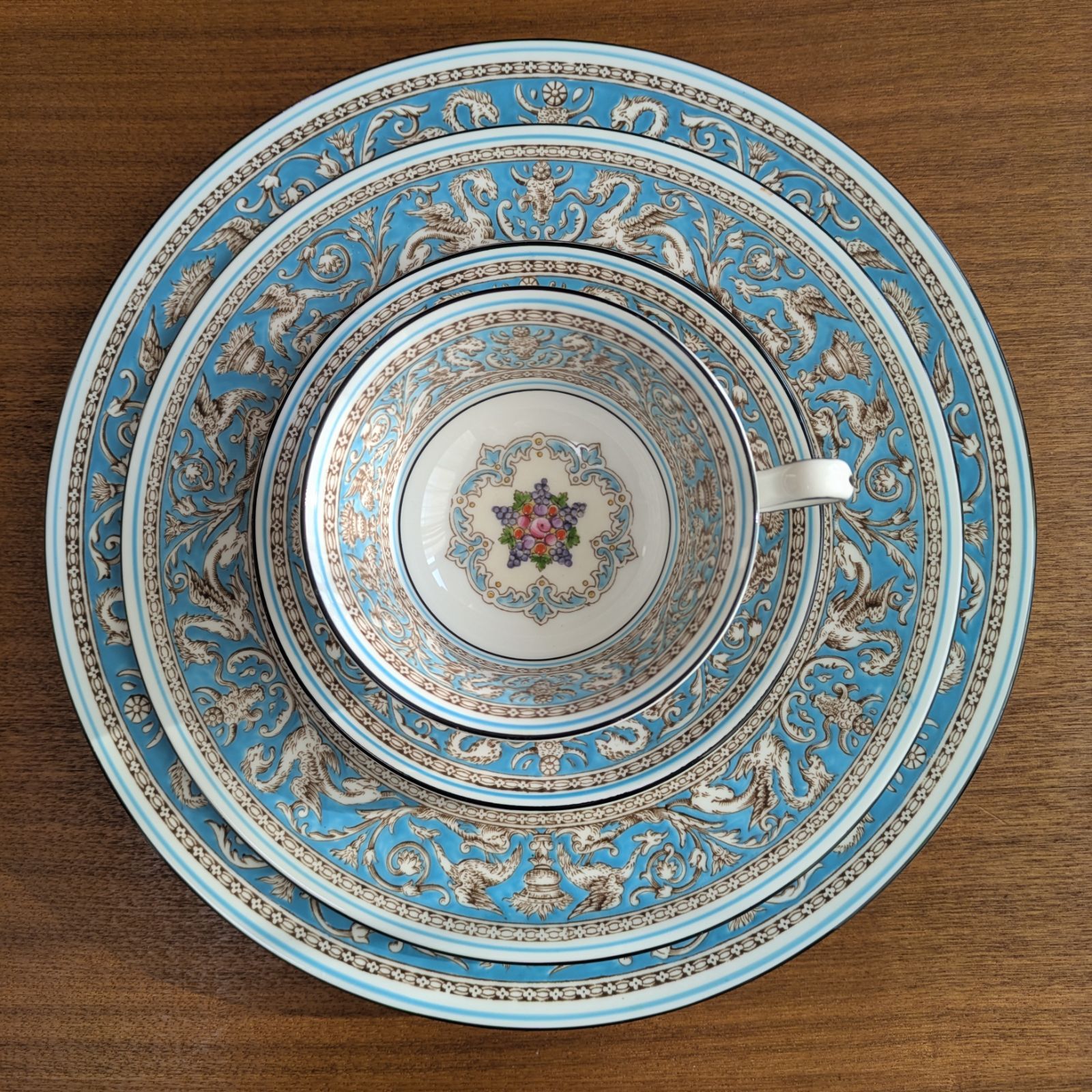 ソーサー ディナー