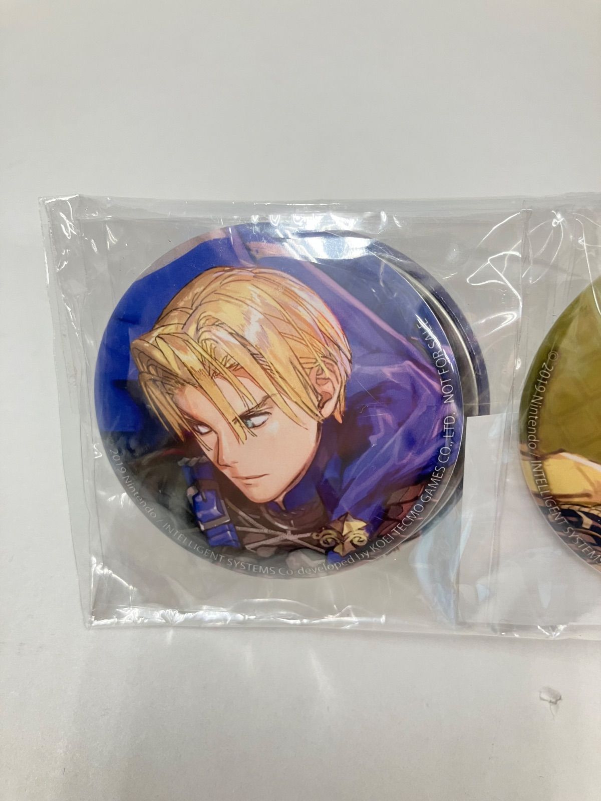 広店】ファイアーエムブレム 風花雪月 特典 缶バッジ 5種セット【713