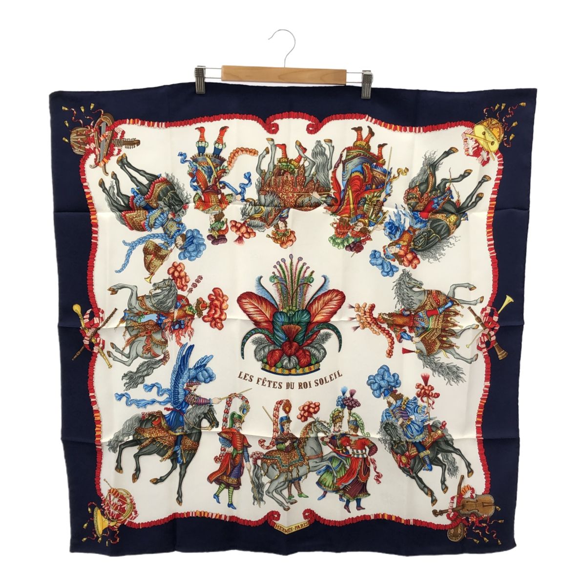 HERMES エルメス カレ90 スカーフ LES FETES DU ROI SOLEIL 太陽王の