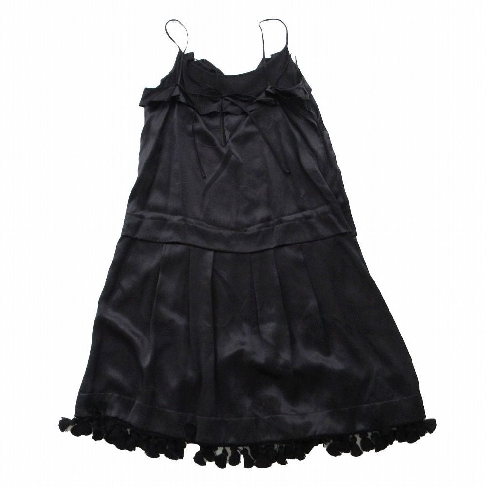 MIUMIUフリル付き黒ワンピース miumiu ミュウミュウ キャミソール フリル フリンジ ワンピース ドレス