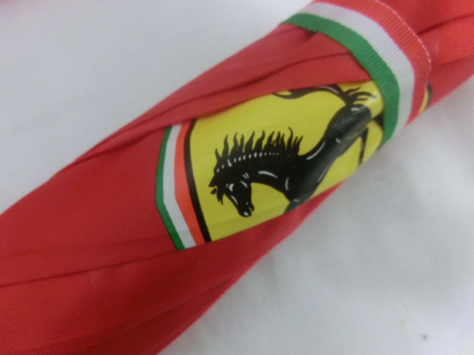 美品 現状品 フェラーリ SCUOERIA FERRARI 折り畳み傘 アンブレラ 全長