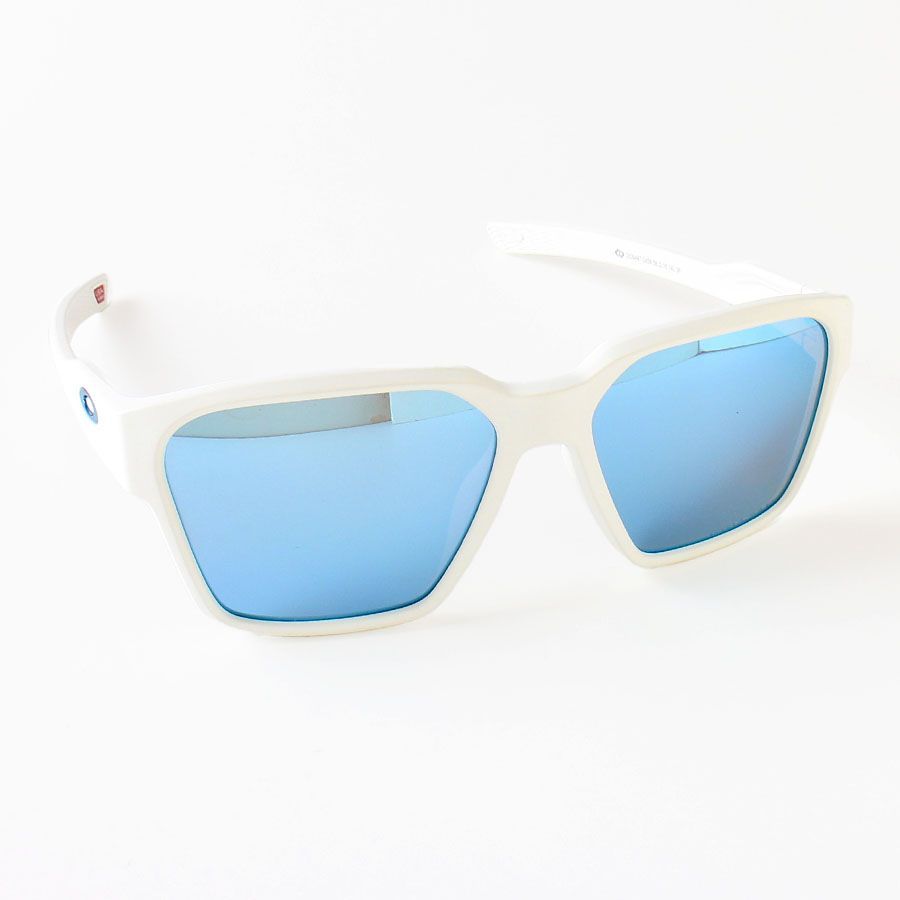 MNK25087 美品 OAKLEY オークリー サングラス ブリーザ USA ホワイト