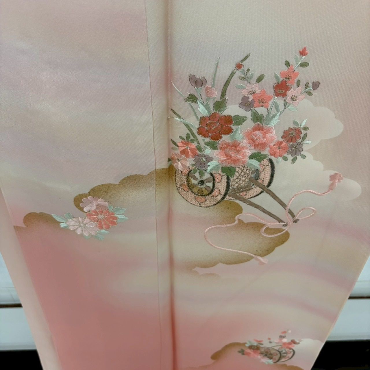 付け下げ 正絹 刺繍 金彩 花車 紋なし 袷 着物 MK-2984 - メルカリ