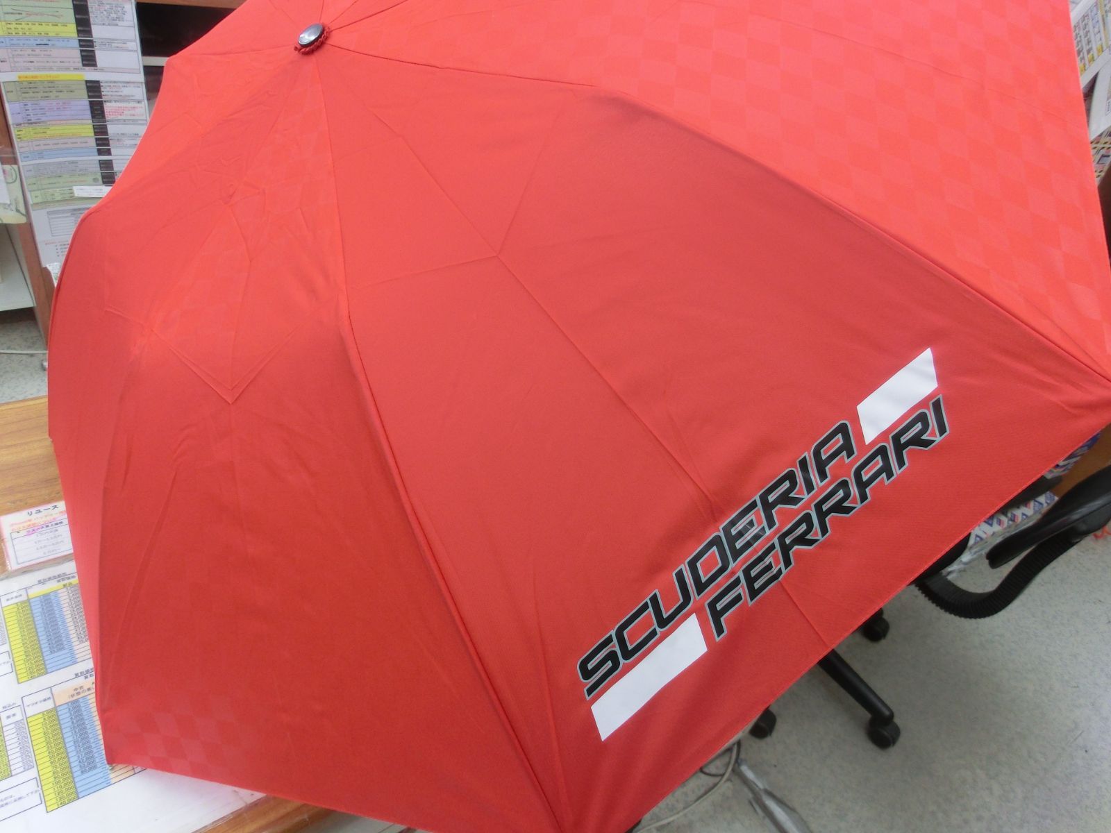 美品 現状品 フェラーリ SCUOERIA FERRARI 折り畳み傘 アンブレラ 全長