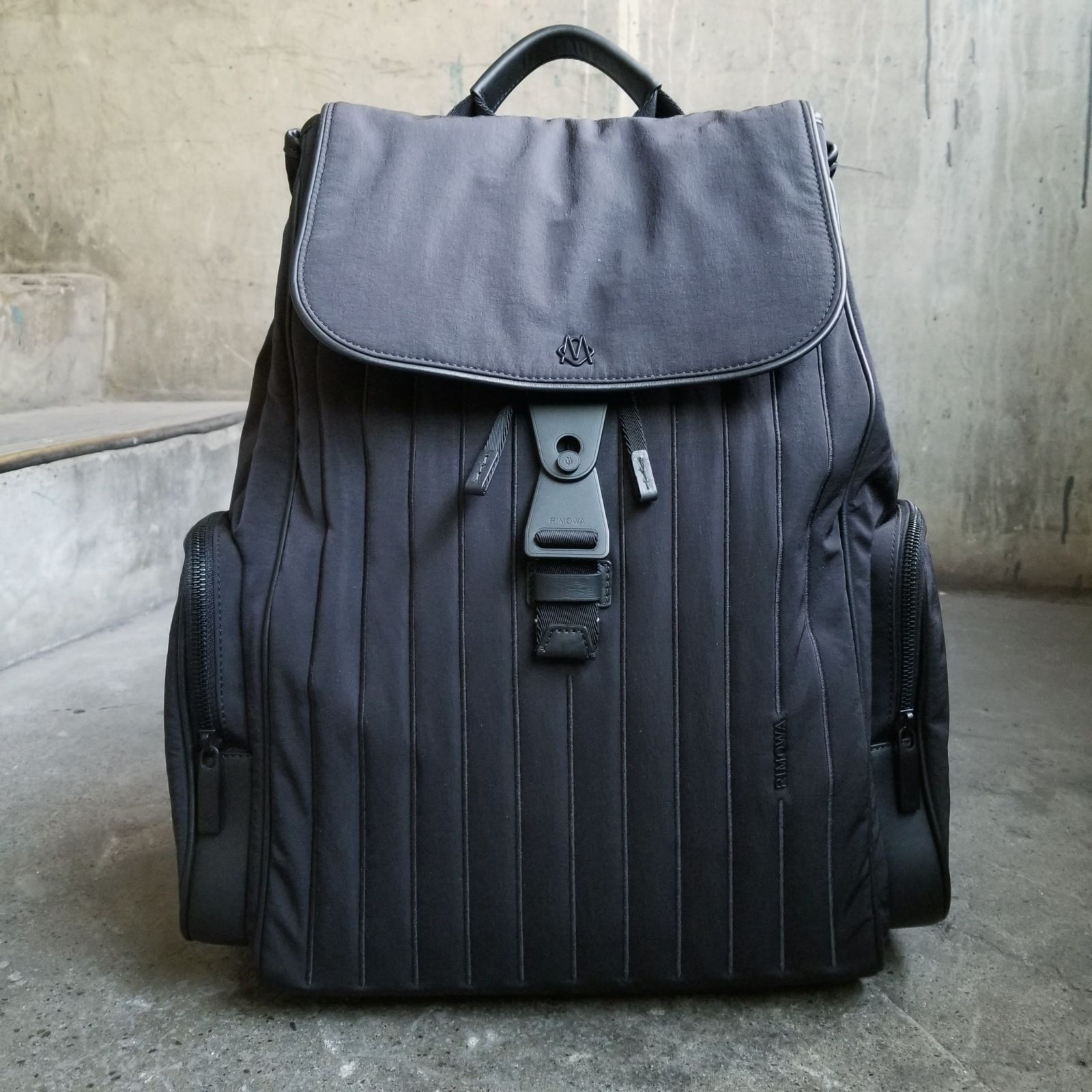 RIMOWA Never Still フラップバックパック ブラック リモワ リュック