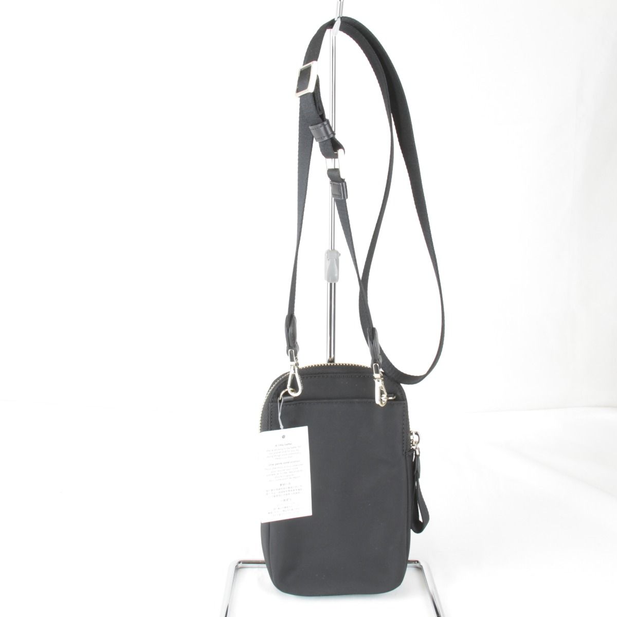 【極美品】ケイトスペード　スマホショルダー　ナイロン　黒　ブラック 極美品『タグ付き』Kate Spade【ケイトスペード】 スマホショルダー