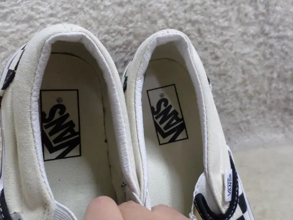 235 VANS 厚底 スニーカー 中古 靴
