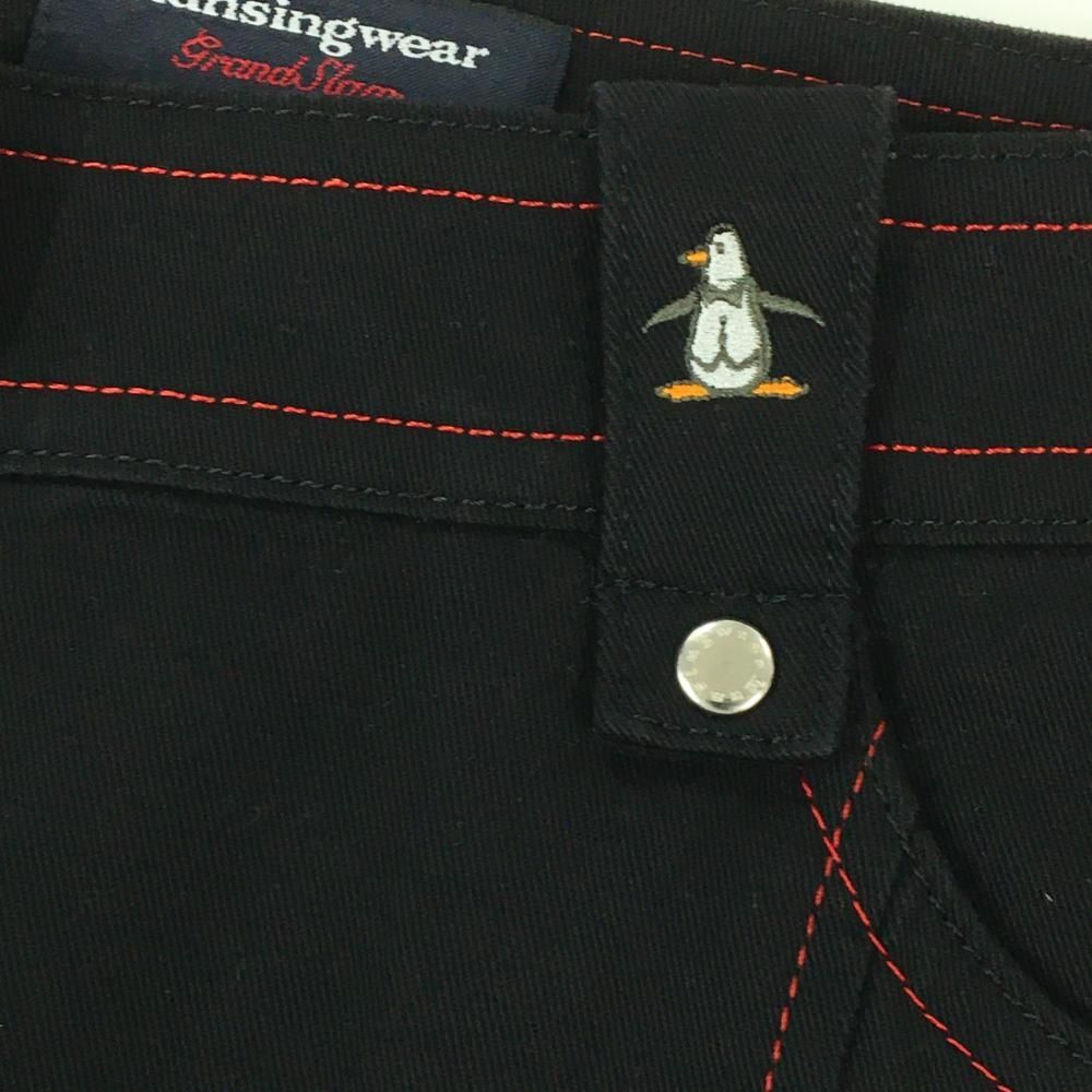 マンシングウェア パンツ 黒×レッド ステッチ ペンギン刺しゅう