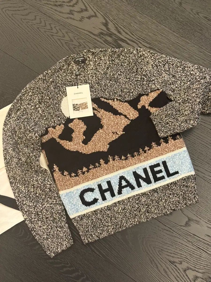 CHANEL シャネル ニット 36サイズ 新品 (着用画像追加) - メルカリ