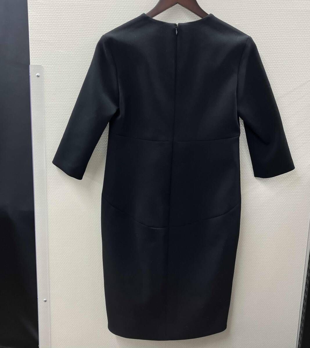 YOKO CHAN/ヨーコ チャン／長袖ワンピース/ブラック／フェイクパール付