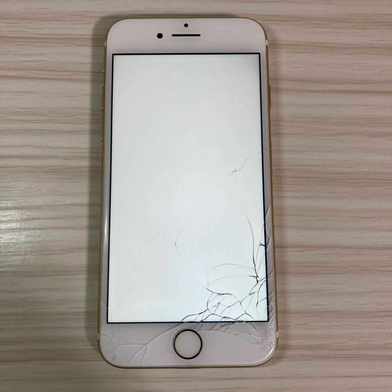 iPhone7 128GB GOLD バッテリー85% SIMフリー - メルカリ