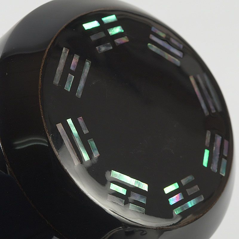 茶道具　山中塗　清水祐斎作　螺鈿装飾　八卦莨入　煙草入　共箱　V　5795 茶道具 山中塗 清水祐斎作 螺鈿装飾 八卦莨入 煙草入 共箱