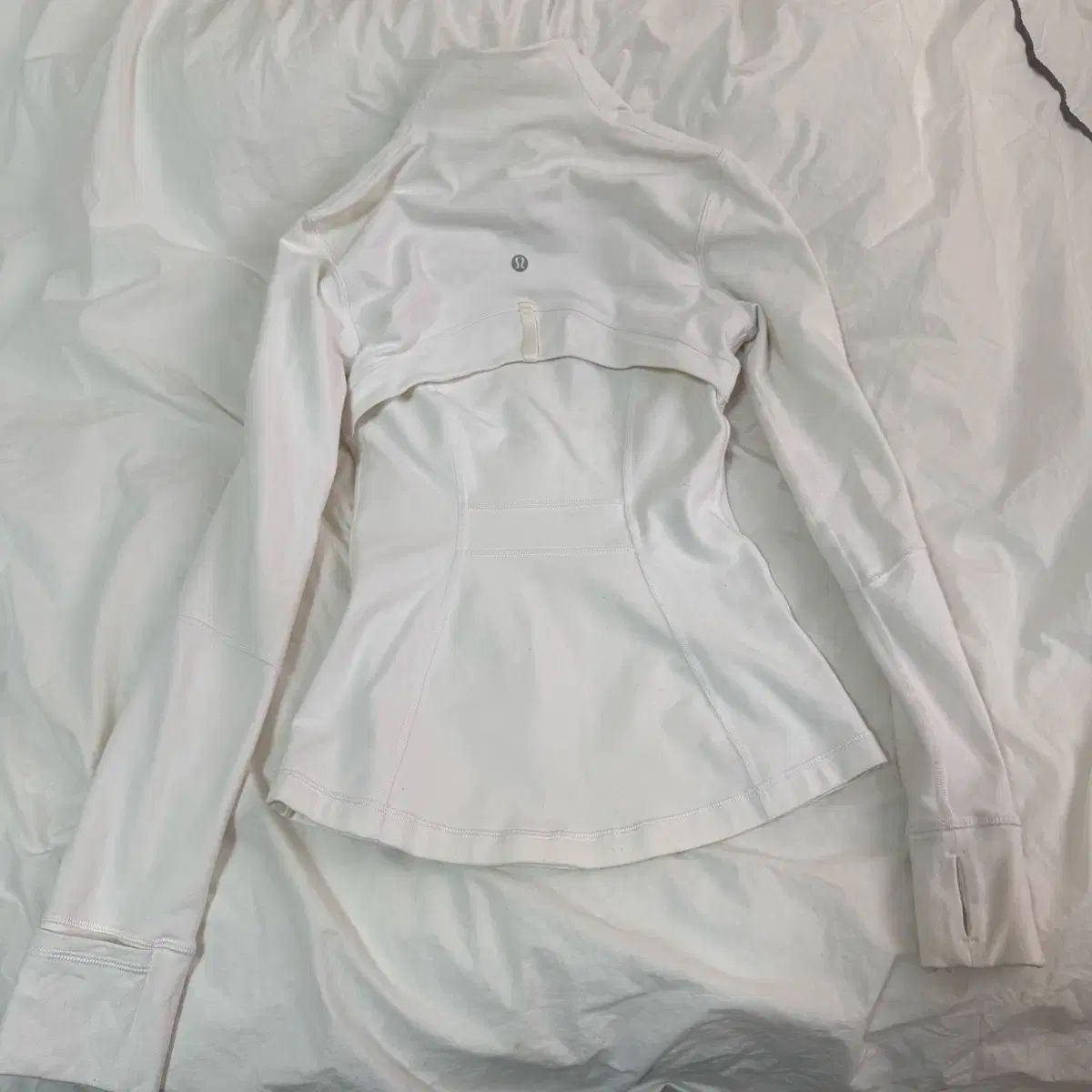 ルルレモン ディファイン ジャケット 白 サイズ 2 - メルカリ