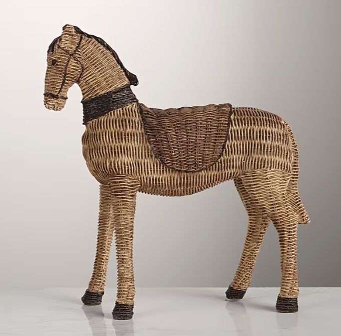 オブジェ 置物 うま 馬 ウマ ラタン編み インテリア リビング ダイニング 玄関 寝室 装飾 オーナメント 樹脂 プレゼント ギフト オシャレ 可愛い 癒しグッズ ユニークデザイン 棚装飾