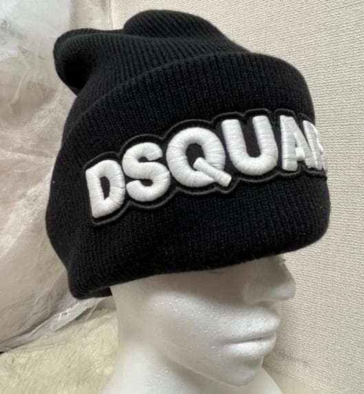 新品未使用 D SQUARED2(ディースクエアード) ロゴ ビーニー帽ブラック