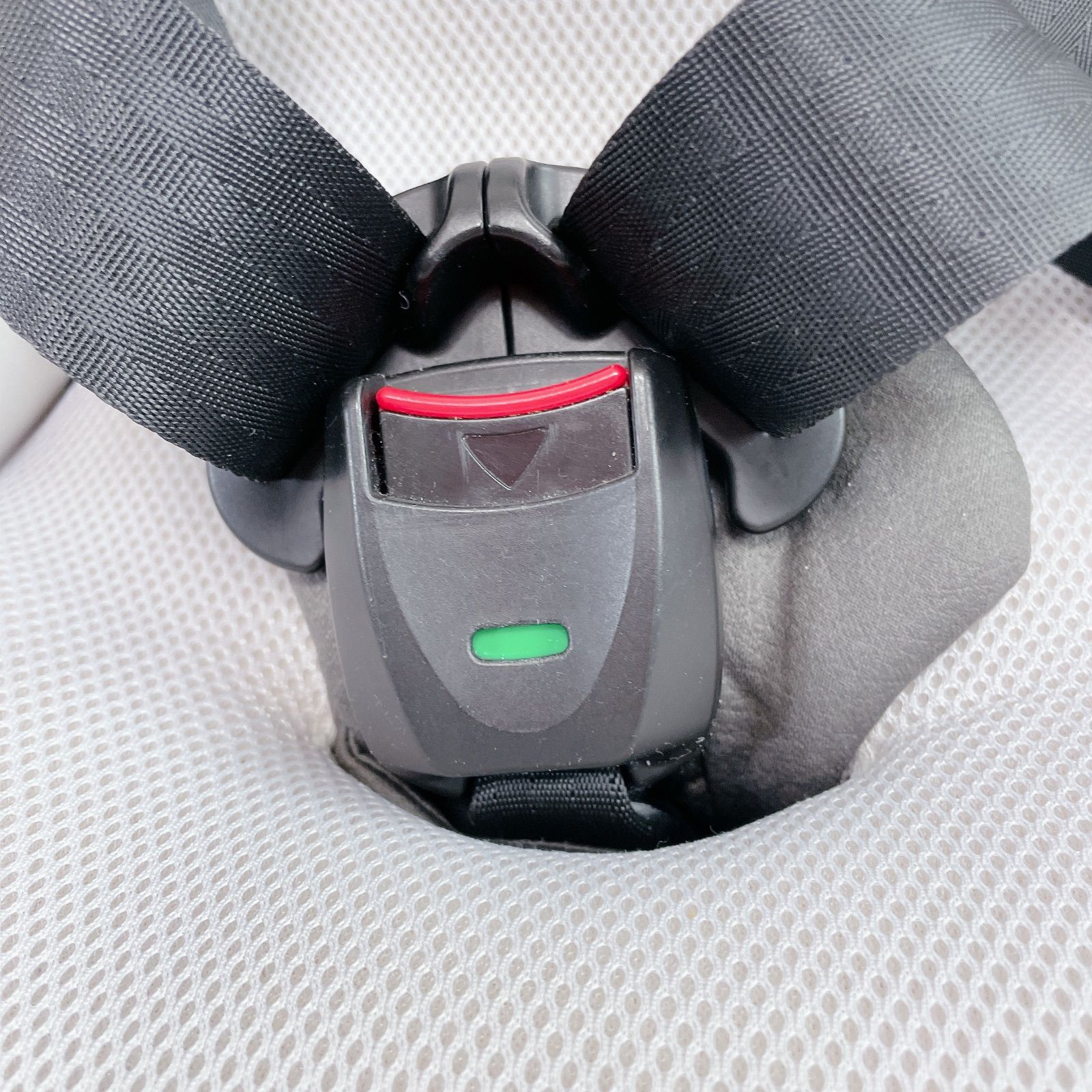 美品combi チャイルドシートTHES Air ISOFIX ストライプグレー 美品combi チャイルドシートTHES Air ISOFIX ストライプグレー - メルカリ