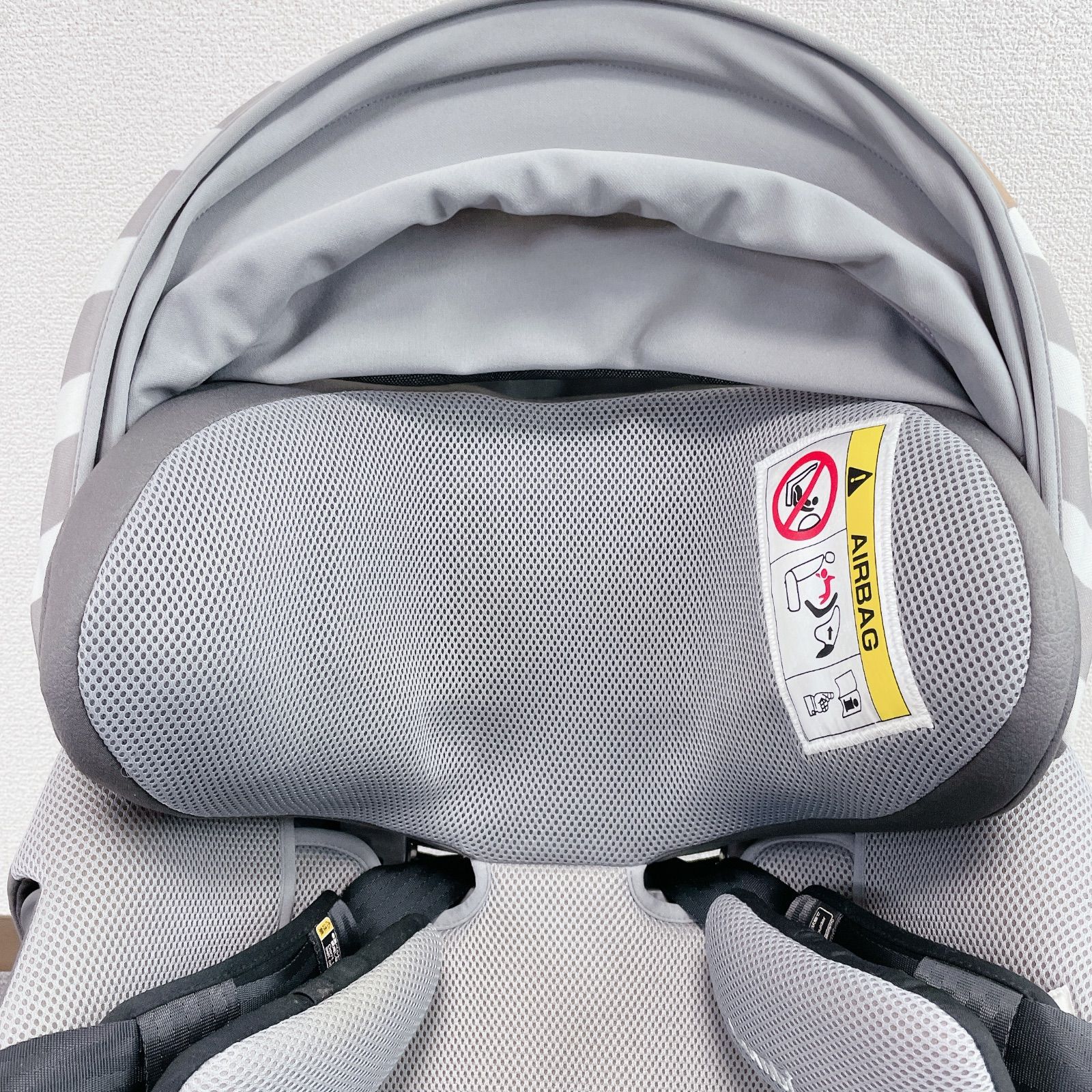 combi theS チャイルドシート isofix ストライプ グレー - メルカリ