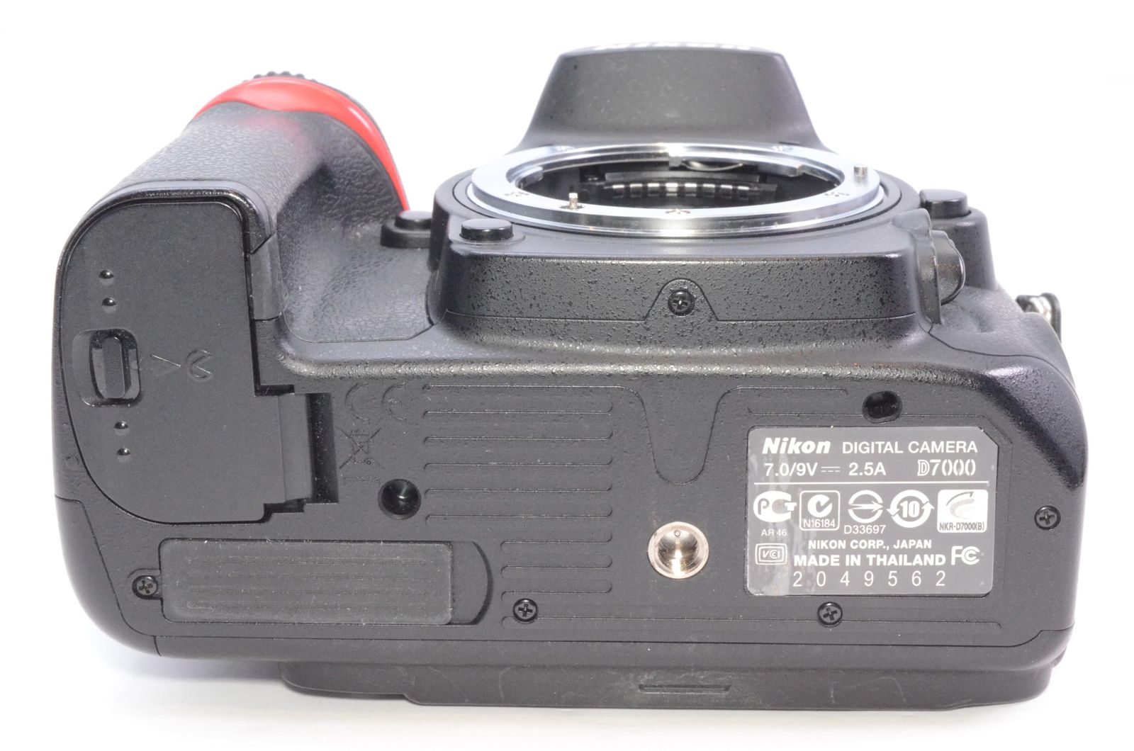 純正ストラップ付き良品】Nikon ニコン D7000 ボディー デジタル一眼