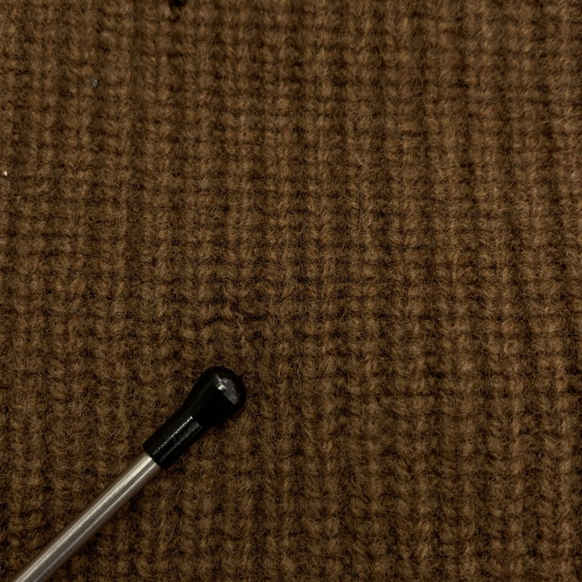 ドゥージエムクラス MUSE ウール100アゼ ハイネックプルオーバー ブラウン MUSE de Deuxieme Classe / ミューズドゥーズィーエムクラス | アゼ