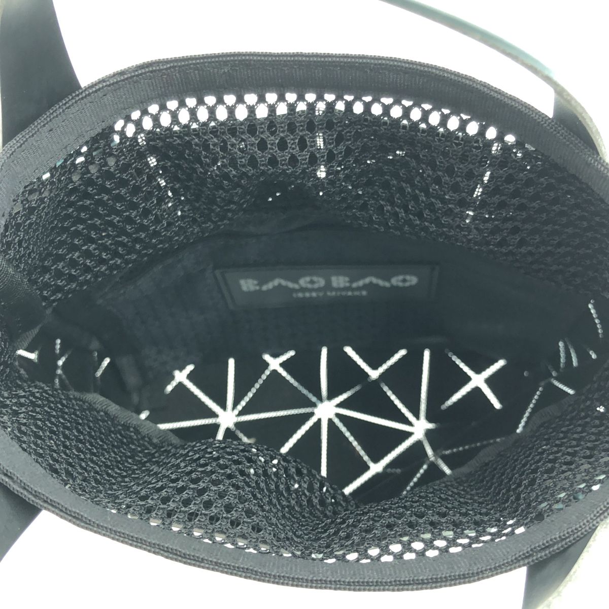 BAO BAO ISSEY MIYAKE / バオバオイッセイミヤケ | Lucent Boxy