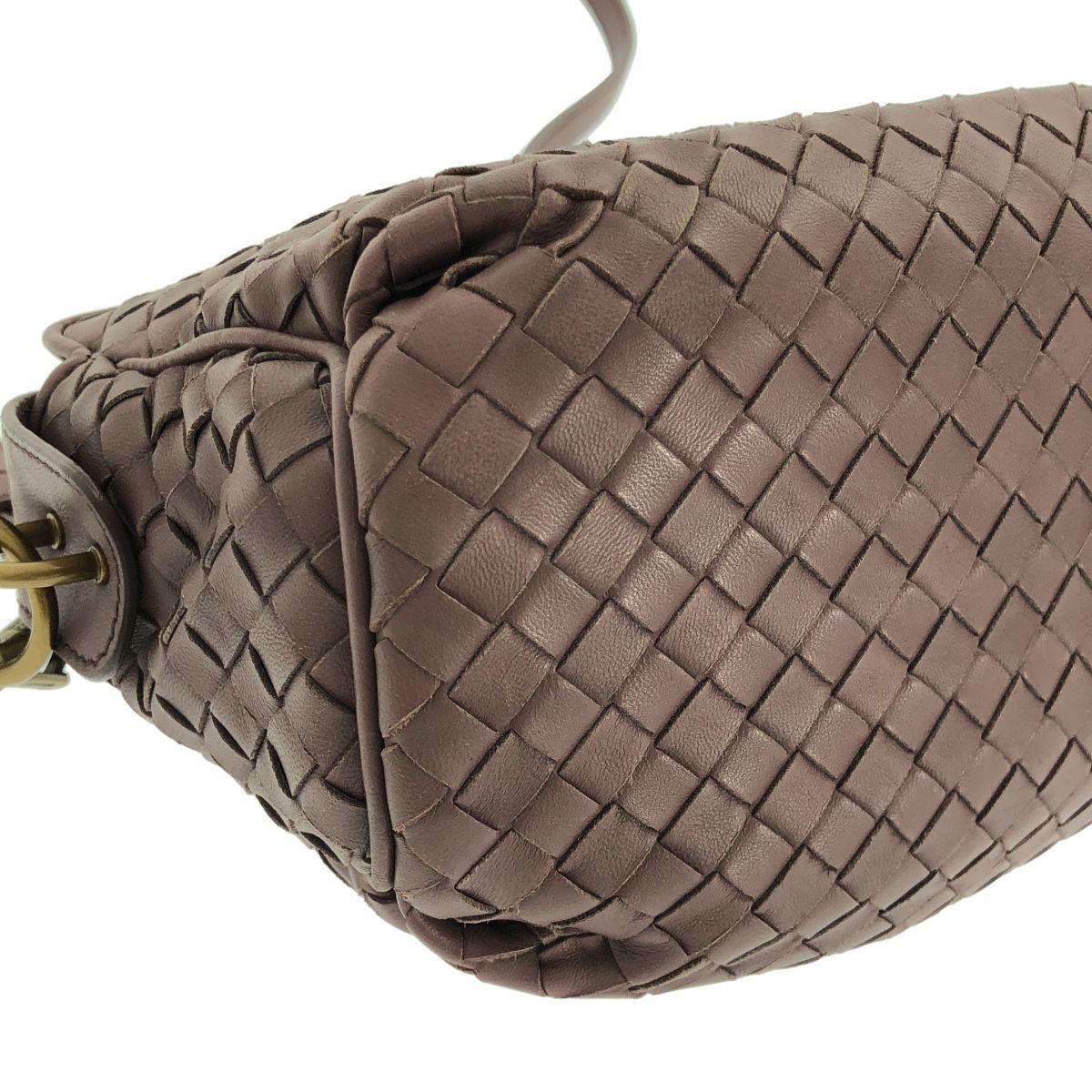 BOTTEGA VENETA(ボッテガヴェネタ) ショルダーバッグ イントレチャート 192661 パープル レザー ボッテガヴェネタ BOTTEGA VENETA イントレチャート パープル レザー