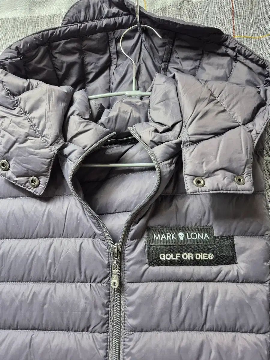 MARK & LONA マークアンドロナ ダウン ベスト グレー S - メルカリ