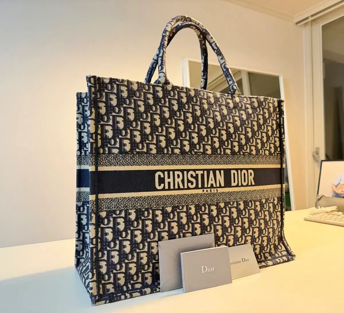 ディオール オブリーク ブックトート ラージ - メルカリ